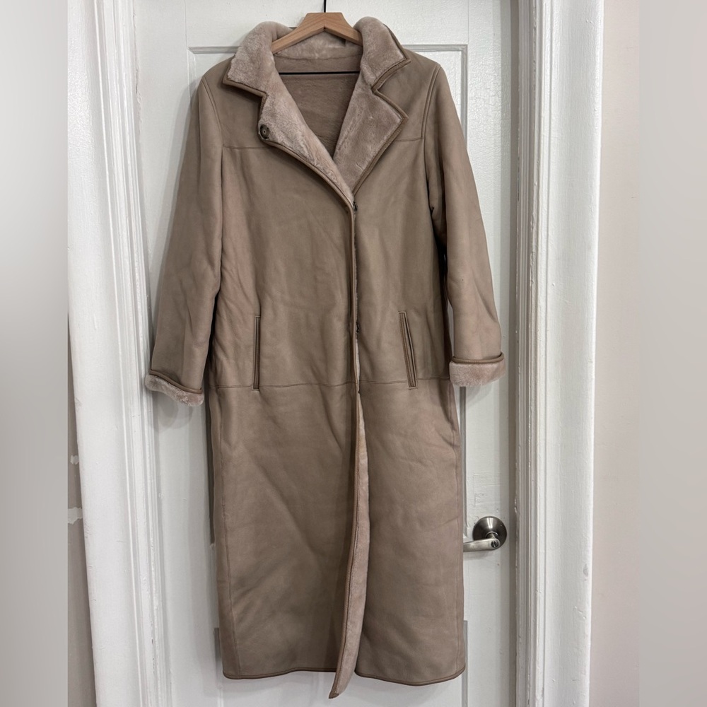 YVES SALOMON Shearling Coat Size 38 (US Small/Medium)